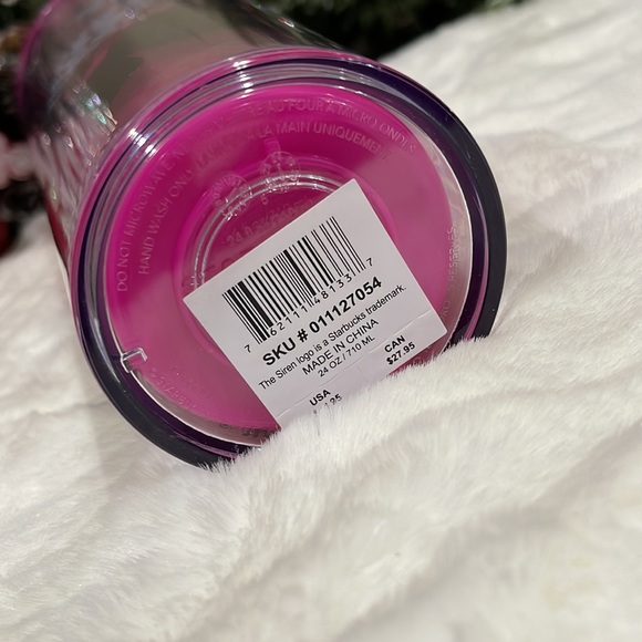 NWT 24oz holiday color changing tumbler - Picture 4 of 5